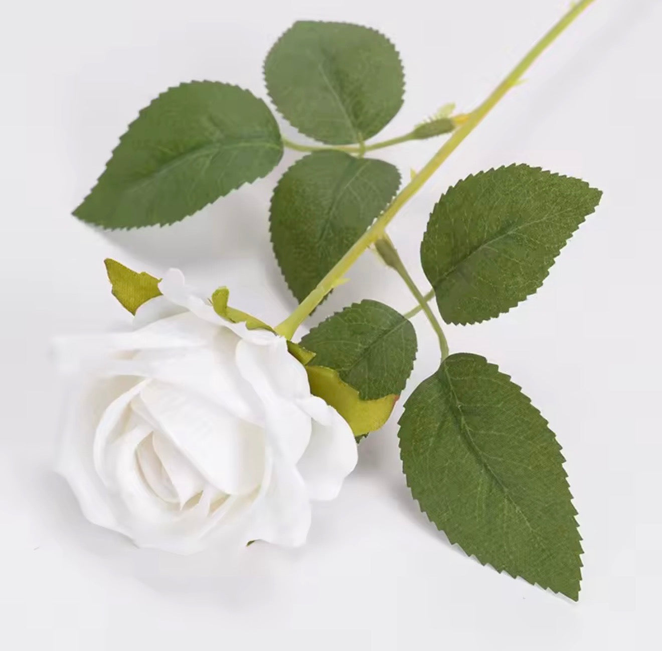 Witte kunstroos – 52 cm x 7 cm